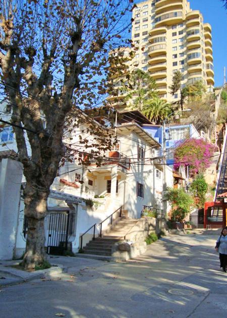 Hotel Chalet Suizo Vina del Mar Bagian luar foto