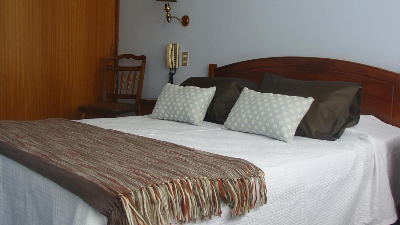 Hotel Chalet Suizo Vina del Mar Ruang foto