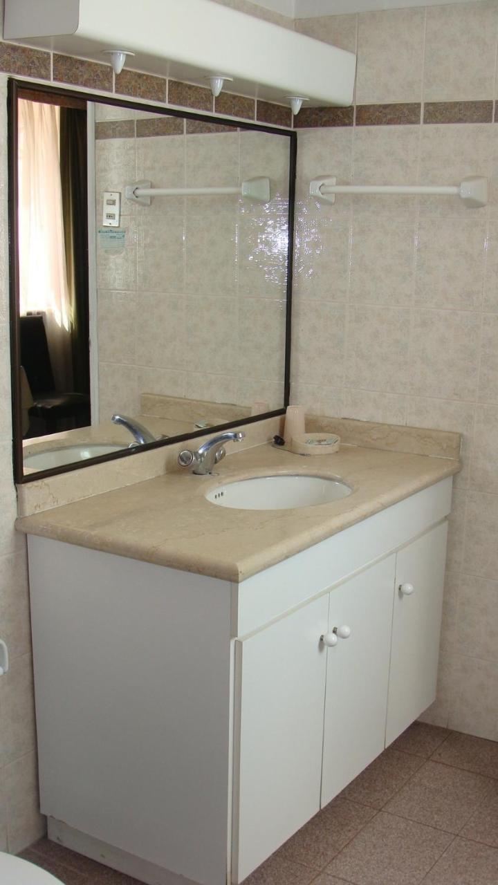 Hotel Chalet Suizo Vina del Mar Ruang foto